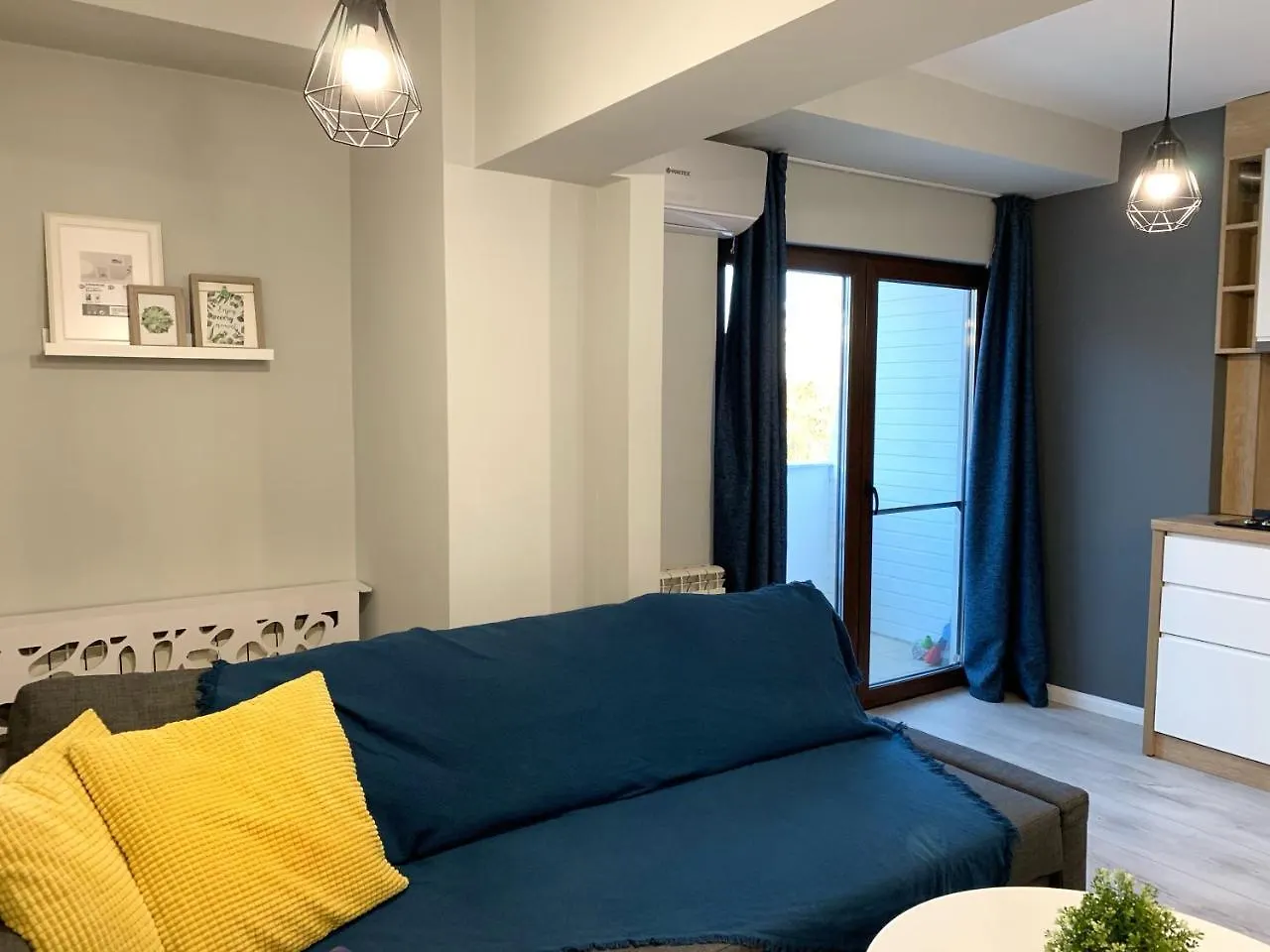 Zebra'S House Apartment Bucharest