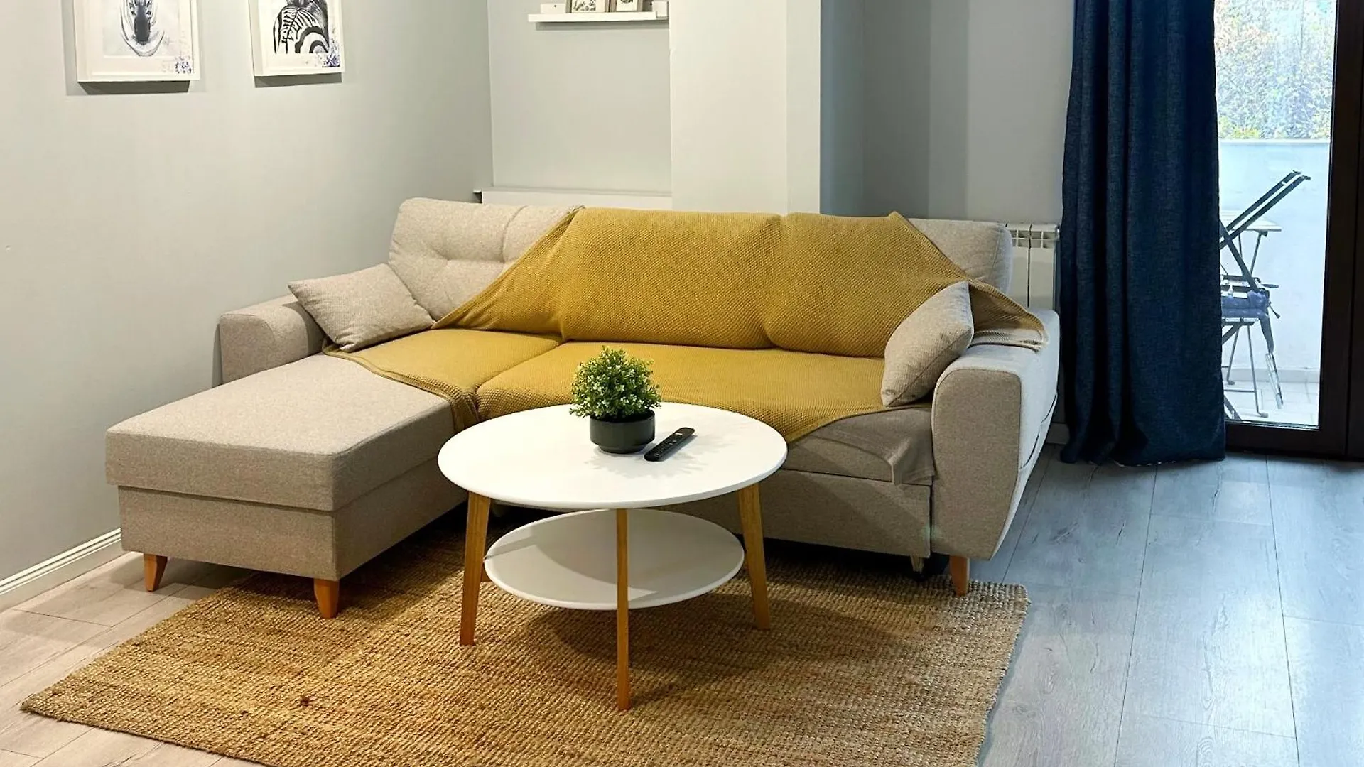 Zebra'S House Apartment Bucharest